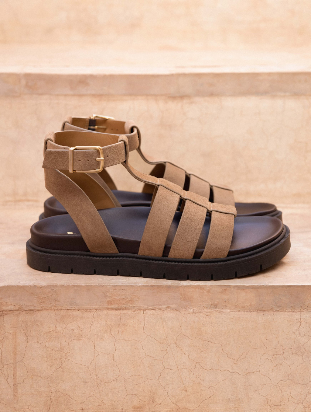 NELLIE — Sandales plates en cuir