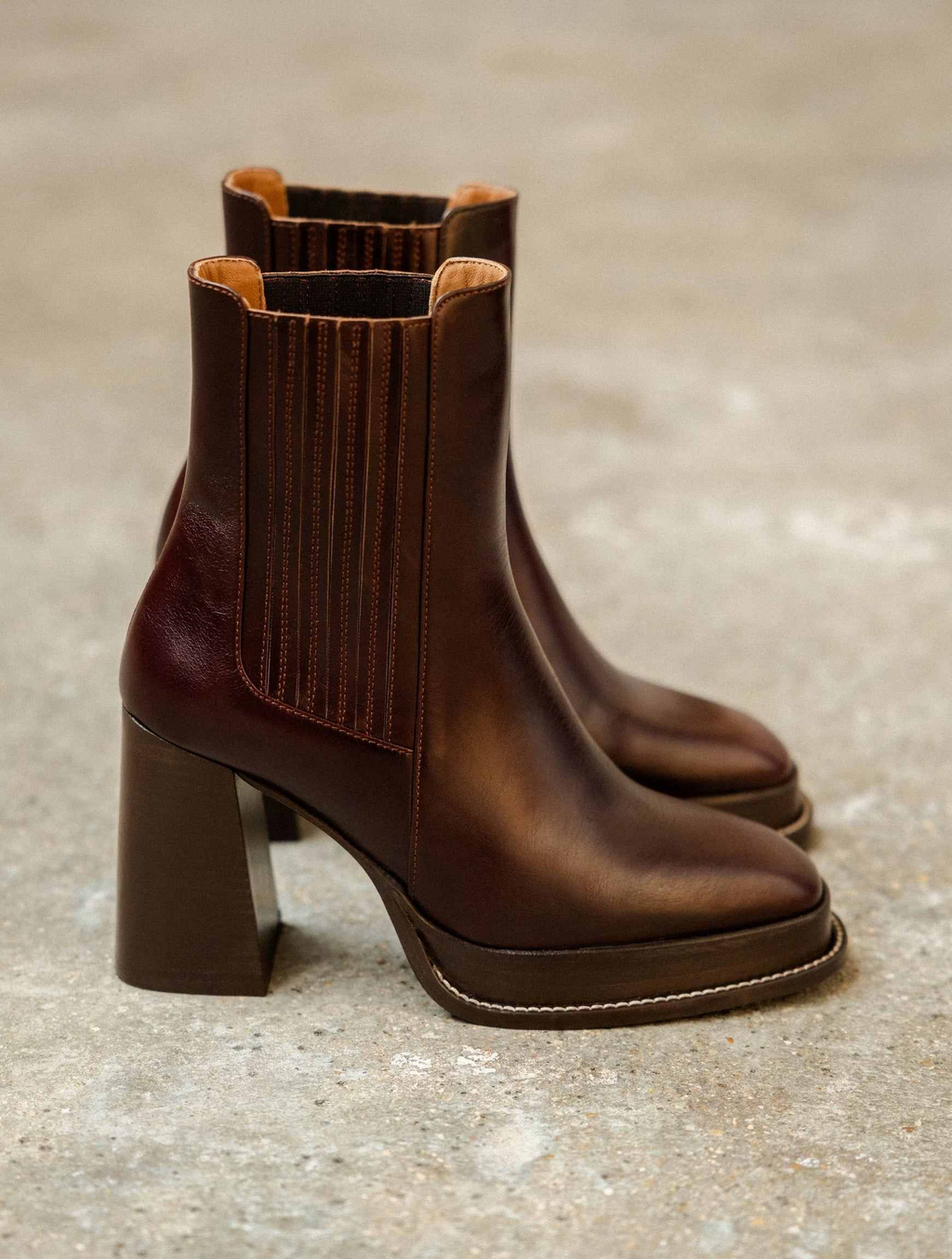 DEVA — Bottines à plateau et talon haut en cuir