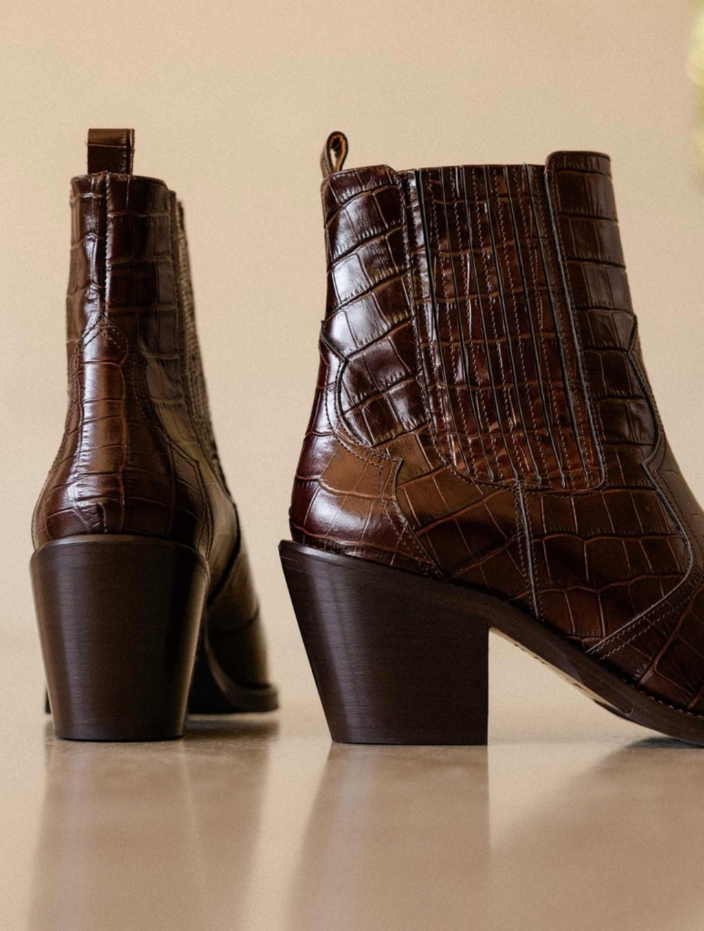 DAKOTA — Bottines style western en cuir