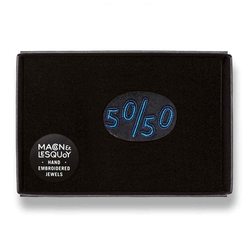 BROCHE 50/50