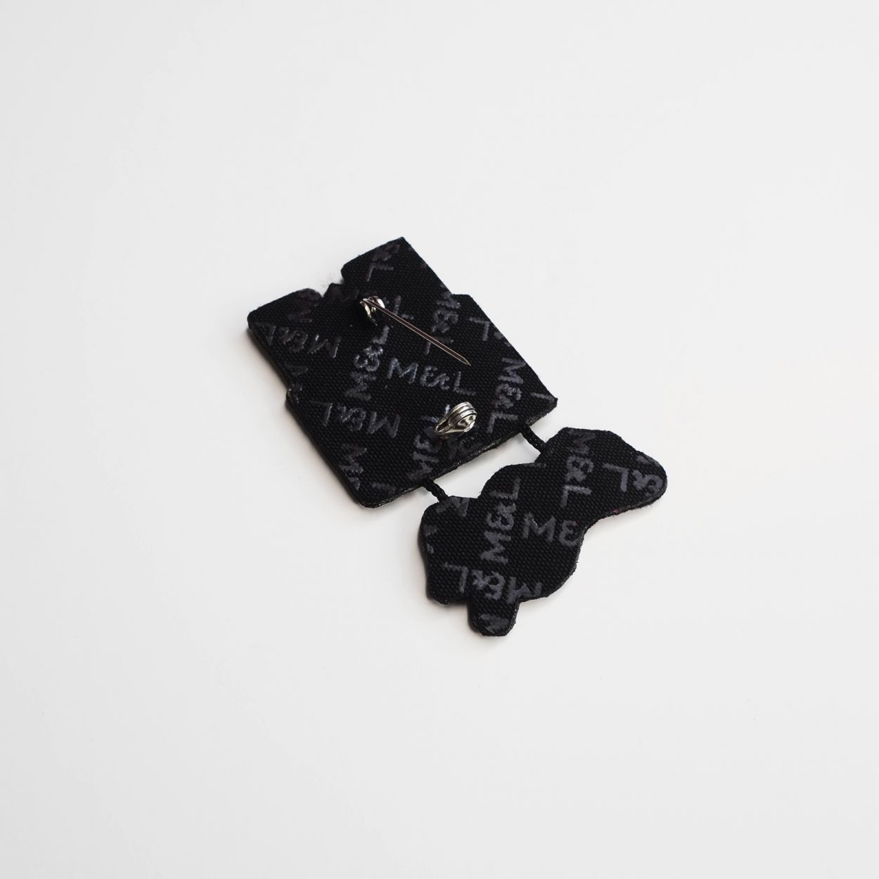 BROCHE NOTRE DAME ET ESMÉRALDA