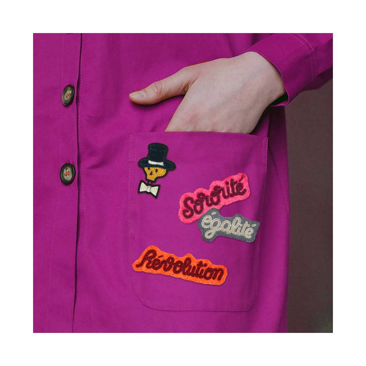 BROCHE RÉVOLUTION