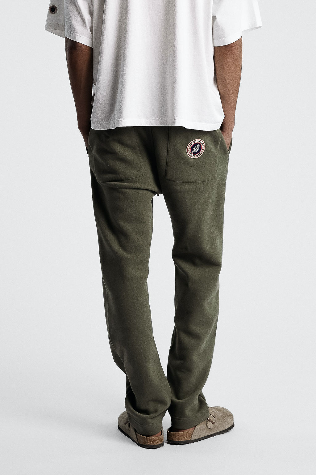 ICONIC STRAIGHT — Pantalon coupe droite en molleton - Leaf