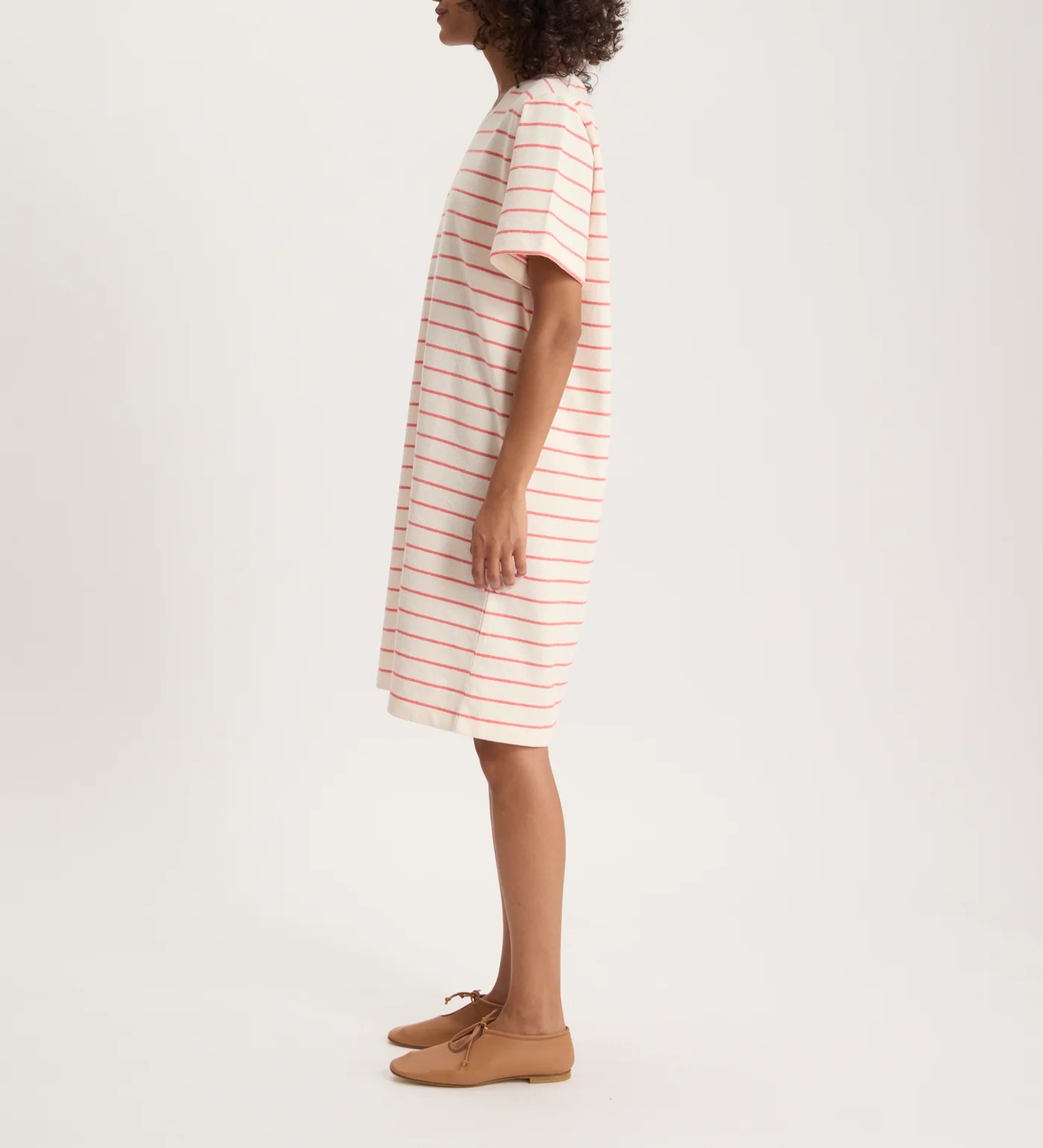 Robe Axelle – Éponge - White Pink