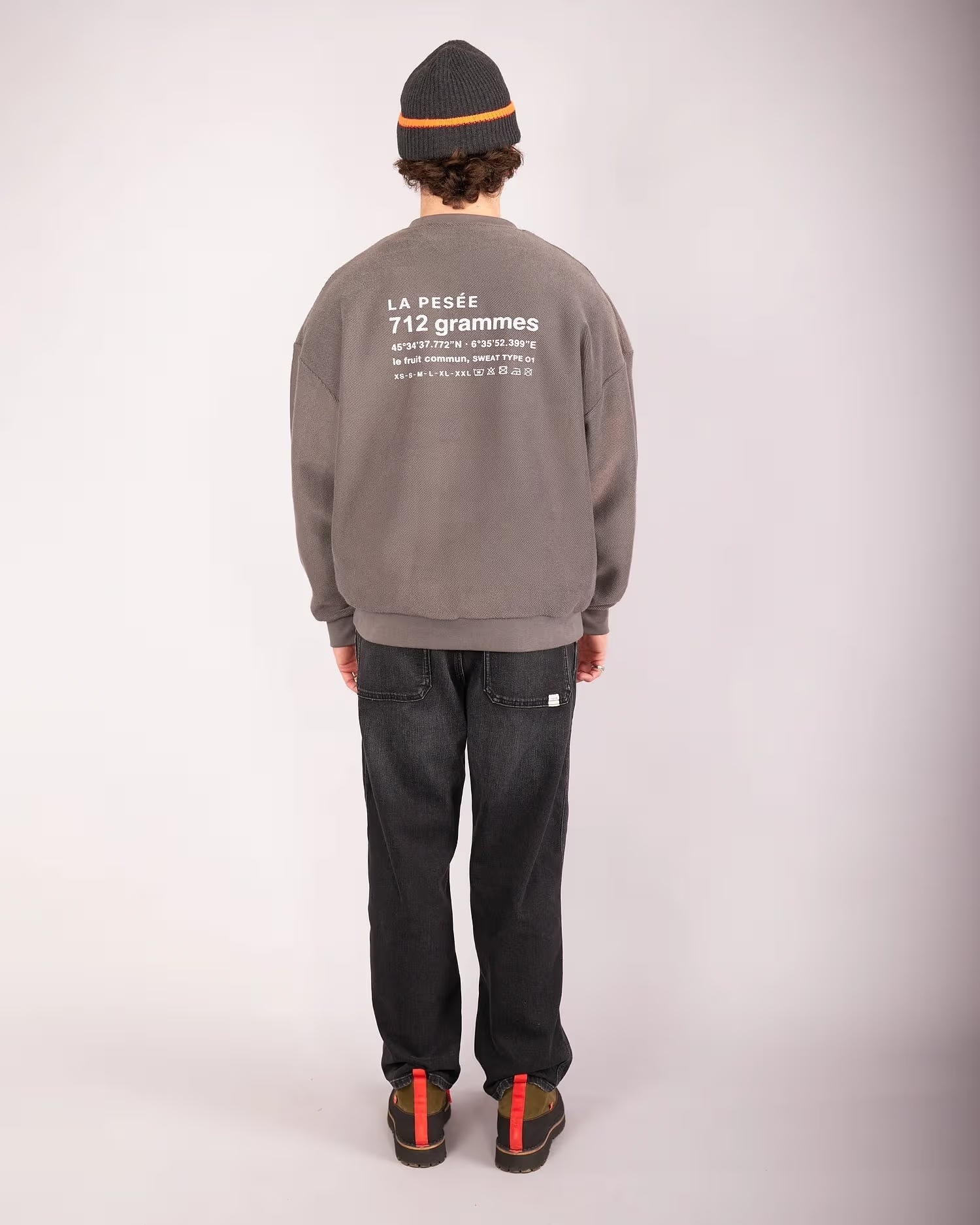 Sweat Retourné 712 GR – Carbone
